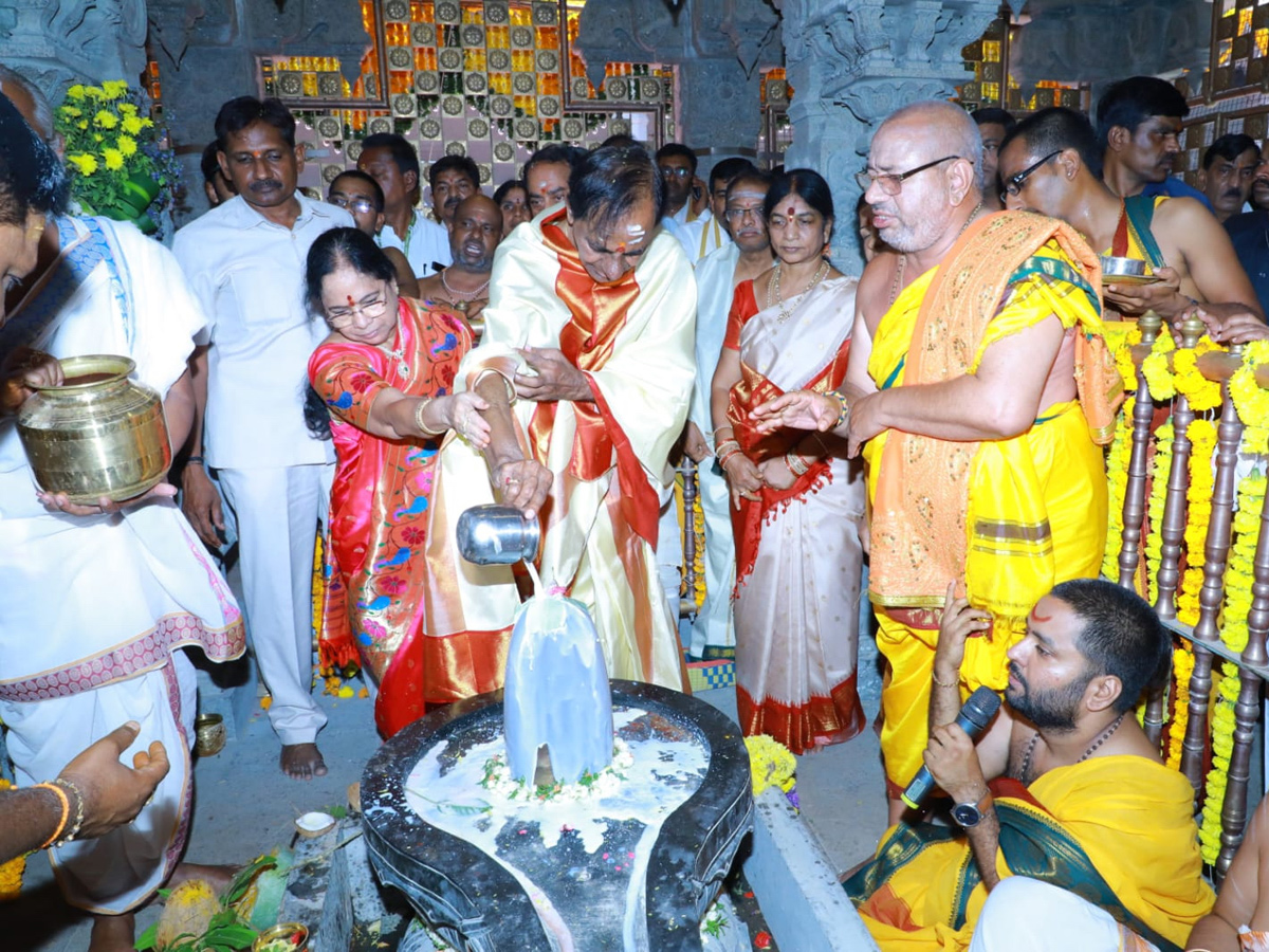 KCR Visits Yadadri Temple Photo Gallery - Sakshi14