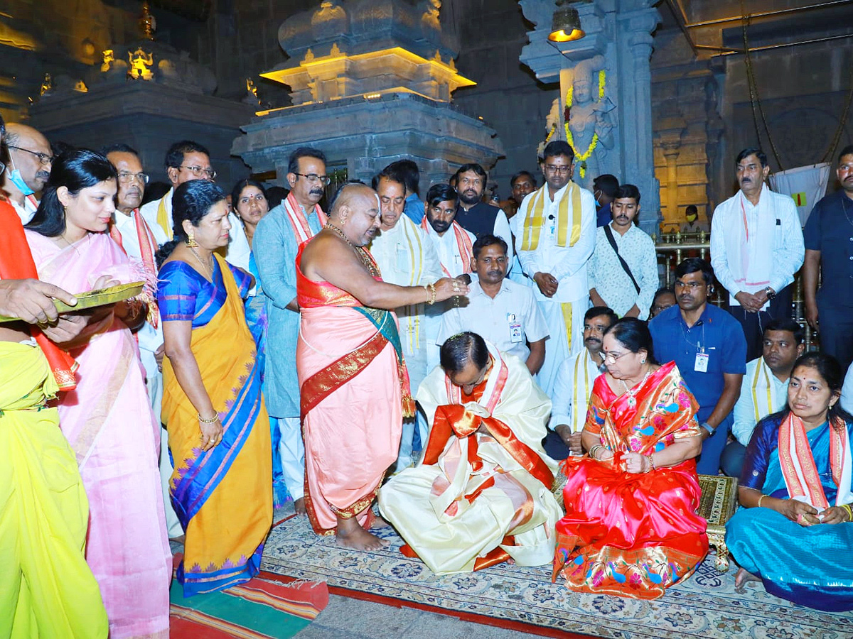 KCR Visits Yadadri Temple Photo Gallery - Sakshi22