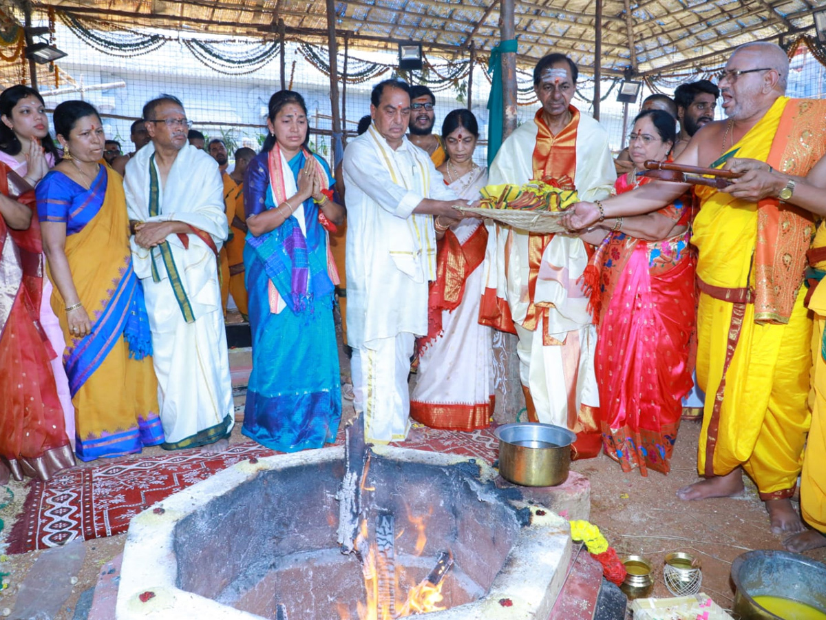 KCR Visits Yadadri Temple Photo Gallery - Sakshi5