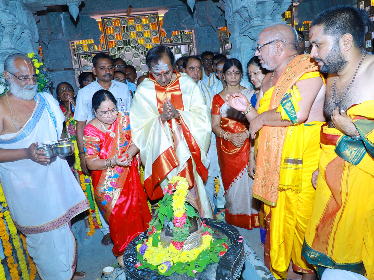 KCR Visits Yadadri Temple Photo Gallery - Sakshi8