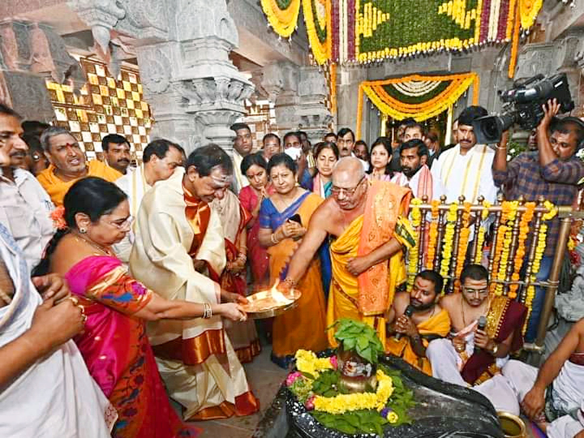 KCR Visits Yadadri Temple Photo Gallery - Sakshi9