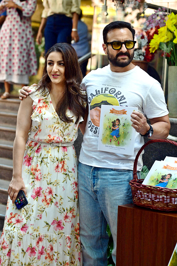 Kareena Kapoor Khan Saif Ali Khan Taimur Book Launch Event Photos - Sakshi12