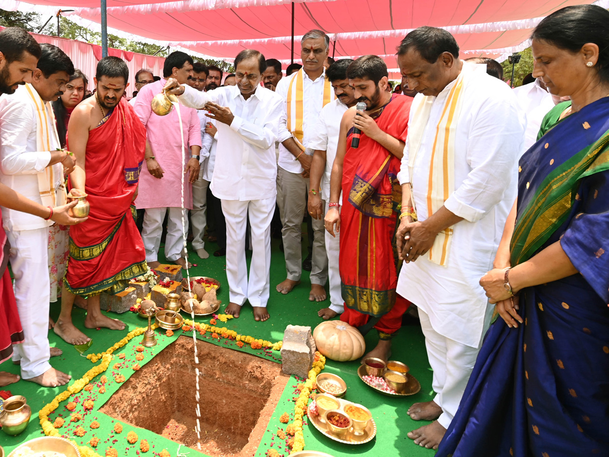 CM KCR Laying Foundation Stone for TIMS Super Speciality Hospitals in Hyderabad Photo Gallery - Sakshi14