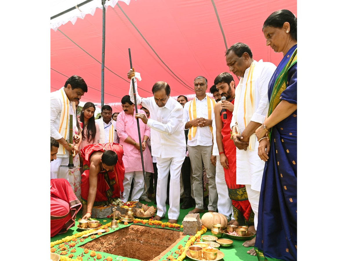 CM KCR Laying Foundation Stone for TIMS Super Speciality Hospitals in Hyderabad Photo Gallery - Sakshi15