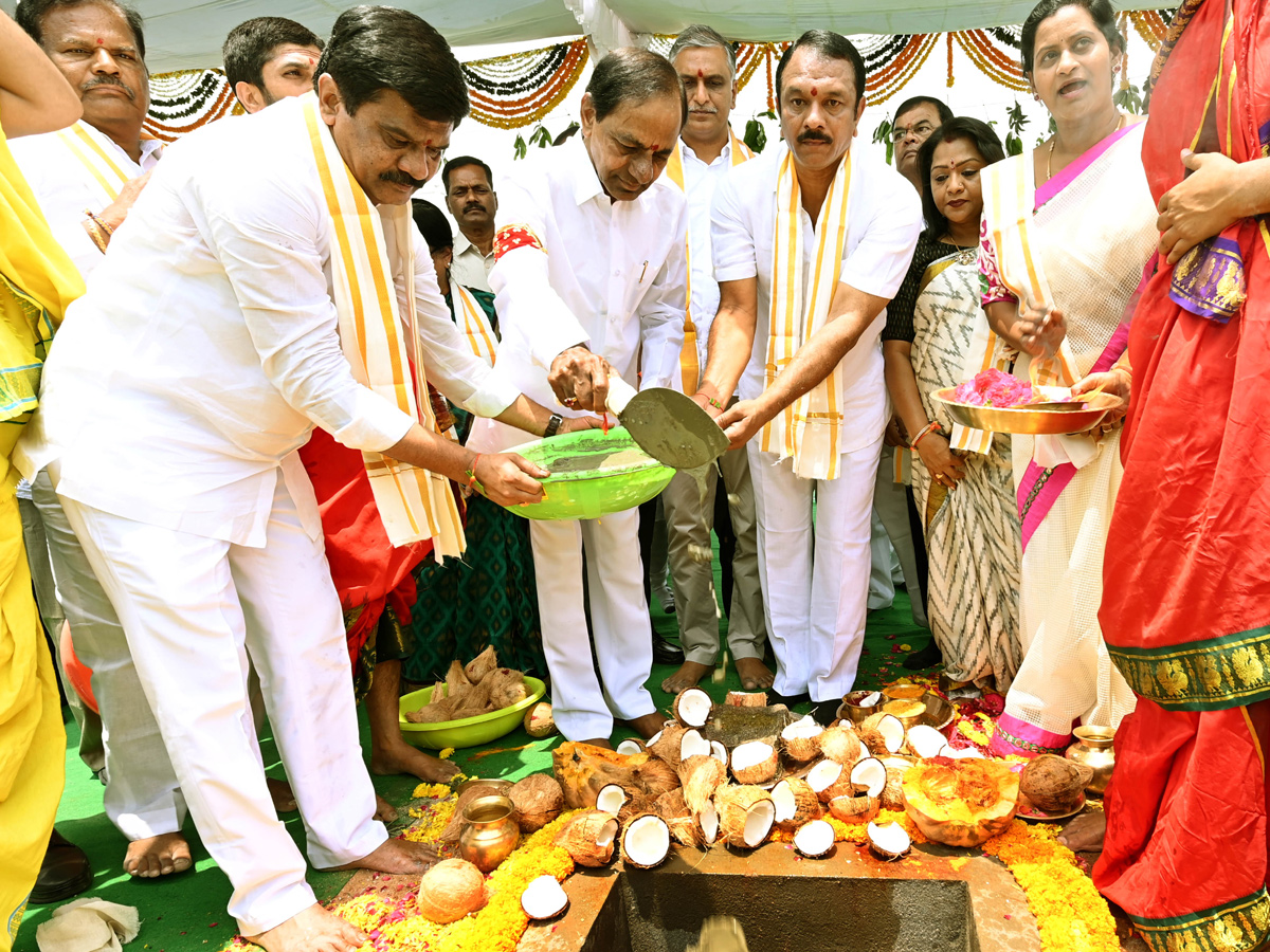 CM KCR Laying Foundation Stone for TIMS Super Speciality Hospitals in Hyderabad Photo Gallery - Sakshi3