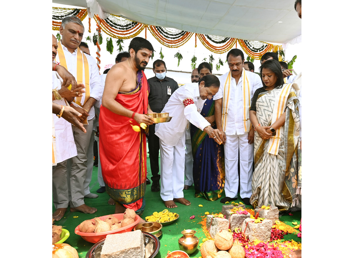 CM KCR Laying Foundation Stone for TIMS Super Speciality Hospitals in Hyderabad Photo Gallery - Sakshi7