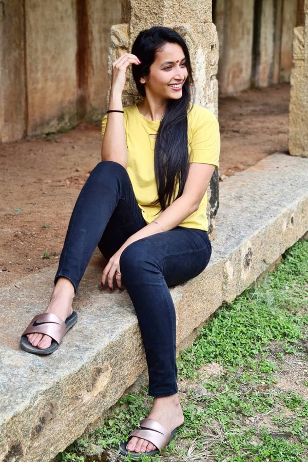 KGF Movie Actress Srinidhi Shetty Latest Photos - Sakshi8