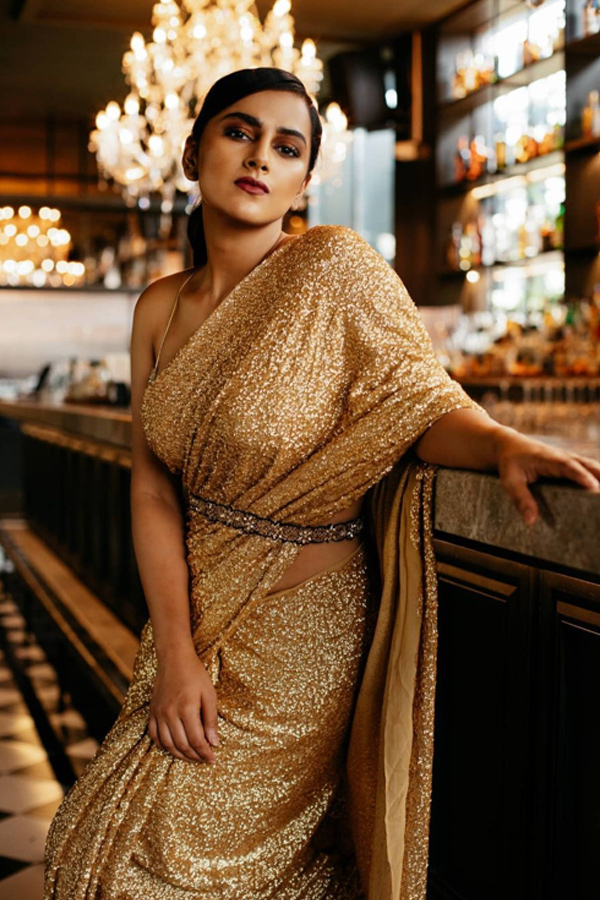  Shraddha Srinath Latest Photos - Sakshi7