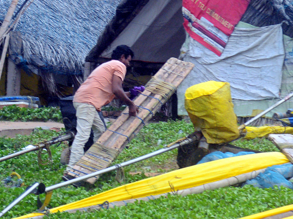 Asani Cyclone on Uttarandhra HD Photos - Sakshi23