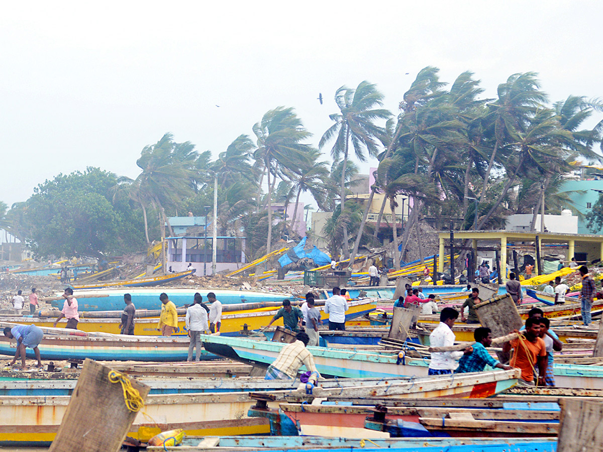 Asani Cyclone on Uttarandhra HD Photos - Sakshi7