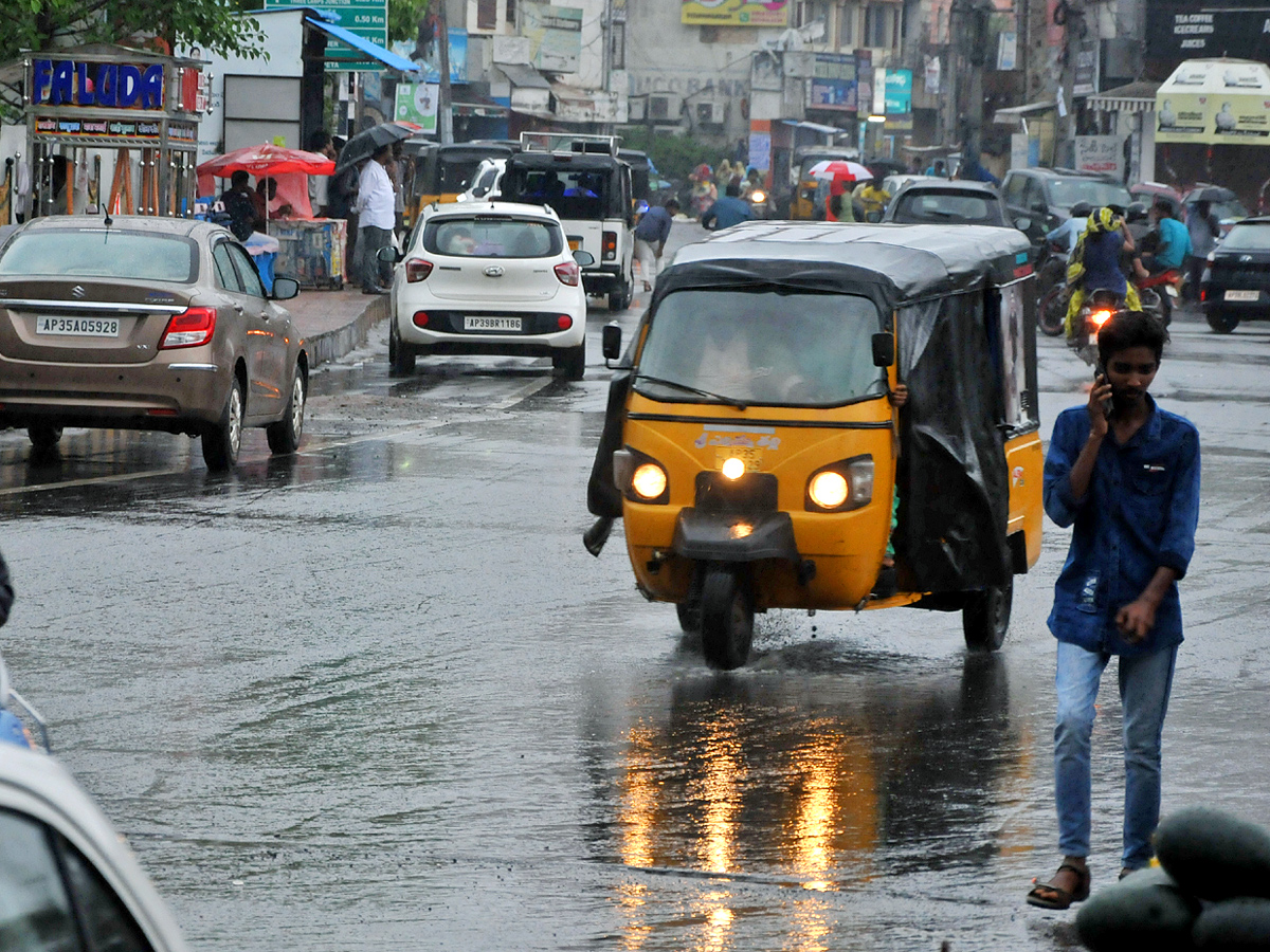 Cyclone Asani To Hit Uttarandhra Photo Gallery - Sakshi3