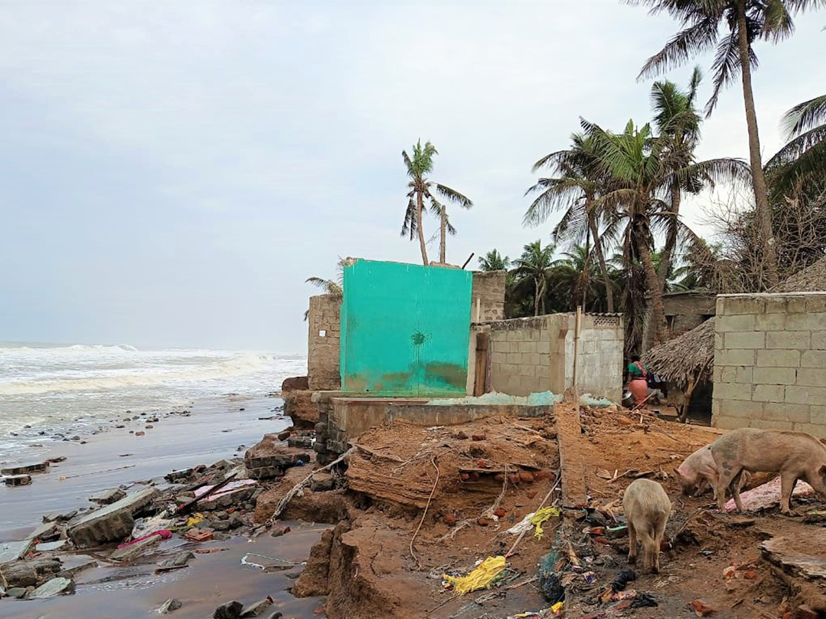 Cyclone Asani To Hit Uttarandhra Photo Gallery - Sakshi1