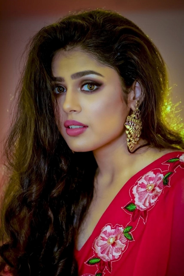 Faria Abdullah Latest Photo Gallery - Sakshi8