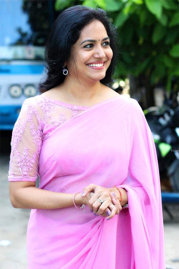 Singer Sunitha HD images - Sakshi15