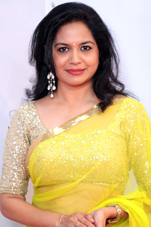 Singer Sunitha HD images - Sakshi21