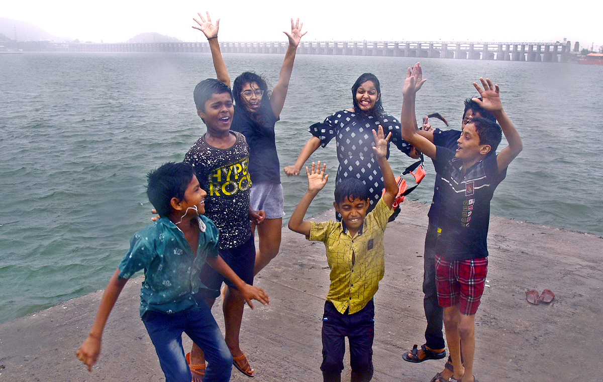 Heavy Rains In Krishna District  - Sakshi24