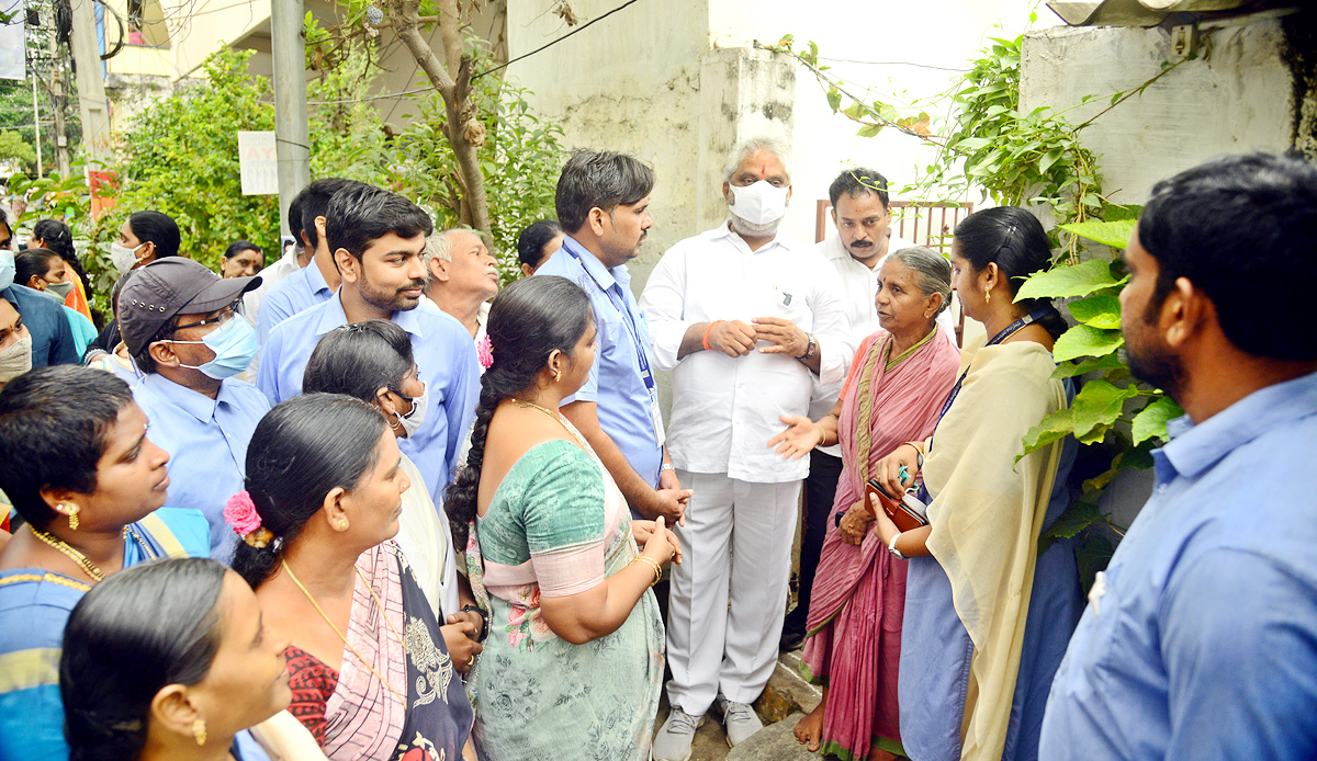 Gadapa Gadapaku Mana Prabhutvam Photos - Sakshi44