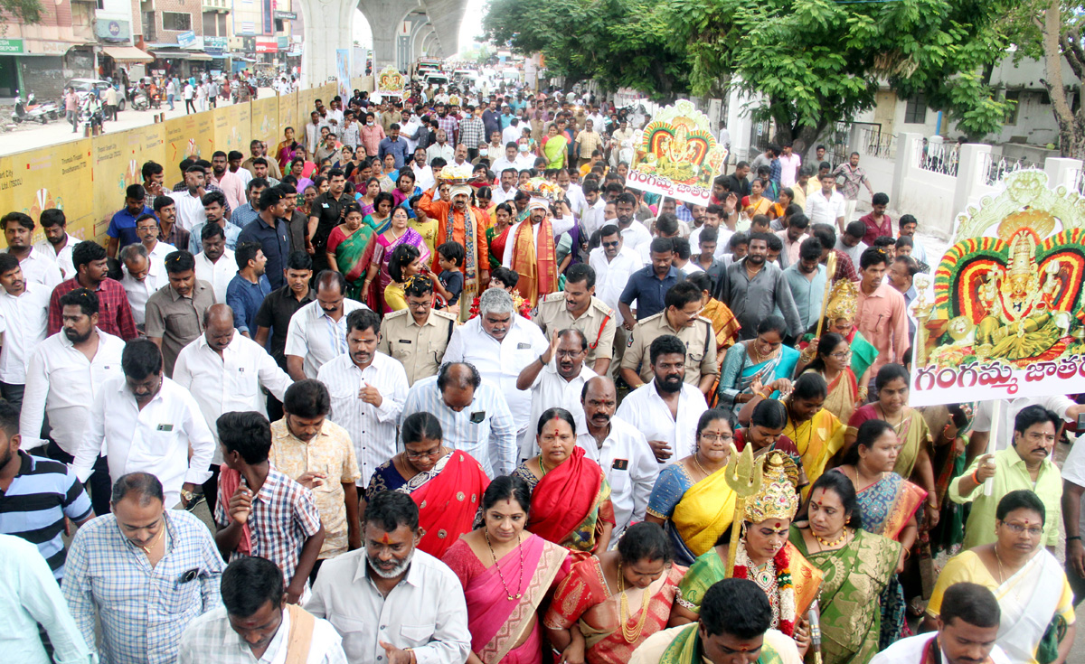 Tataiah Gunta Tirupati Gangamma Jatara Starts At chittoor - Sakshi7