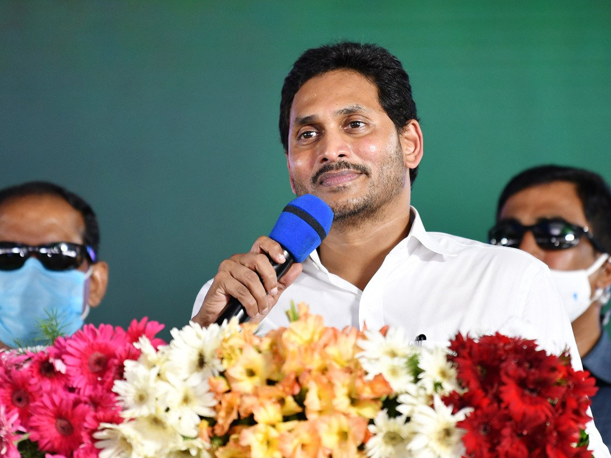 CM Jagan Visits Konaseema District Photo Gallery - Sakshi12