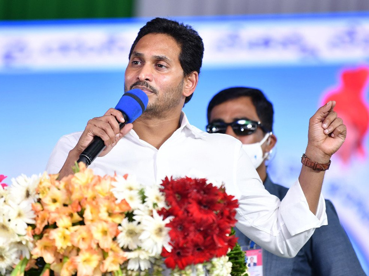 CM Jagan Visits Konaseema District Photo Gallery - Sakshi5