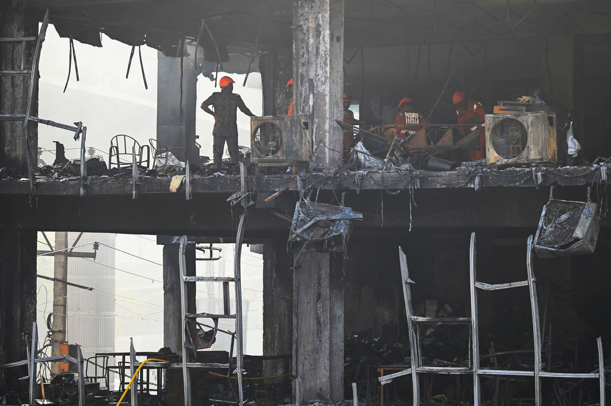 Delhi:Massive fire in Mundka Photos - Sakshi4