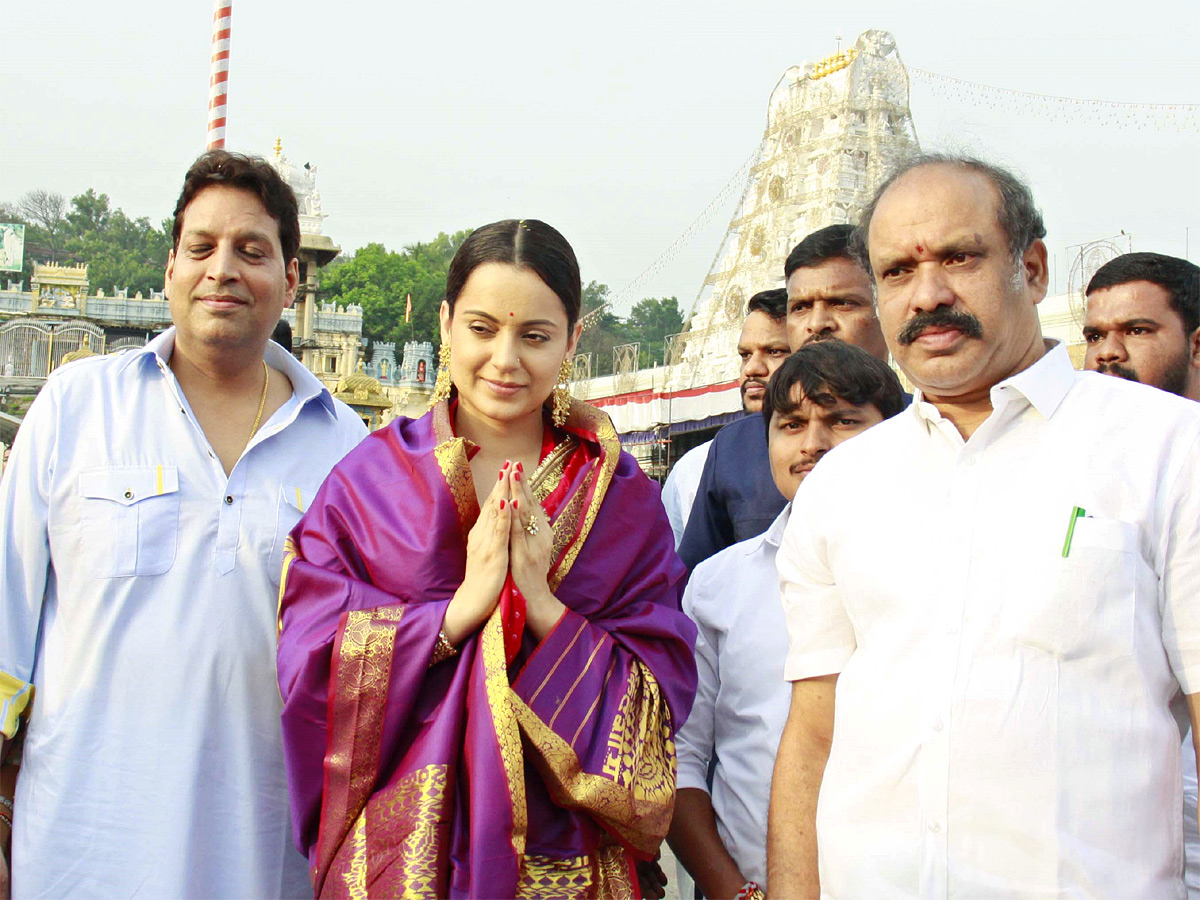 Actress Kangana Ranaut Visits Tirumala Temple Photo Gallery - Sakshi1