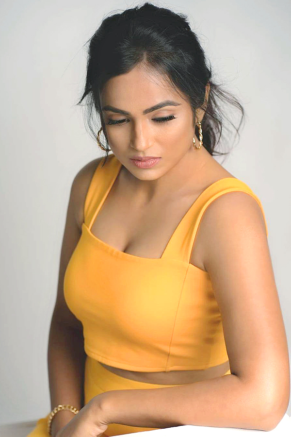 Ramya Pandian HD Photos - Sakshi22