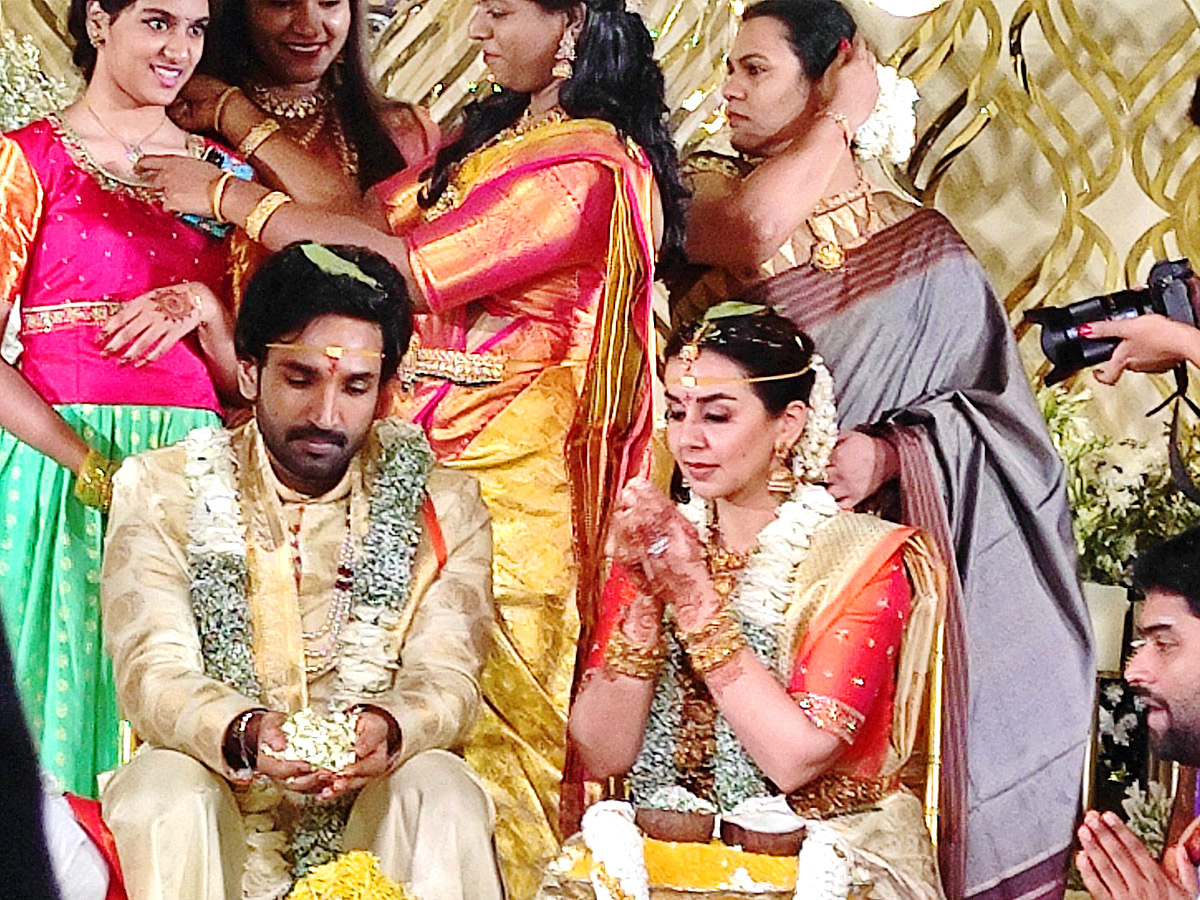 Aadhi Pinisetty and Nikki Galrani Wedding Photos - Sakshi5