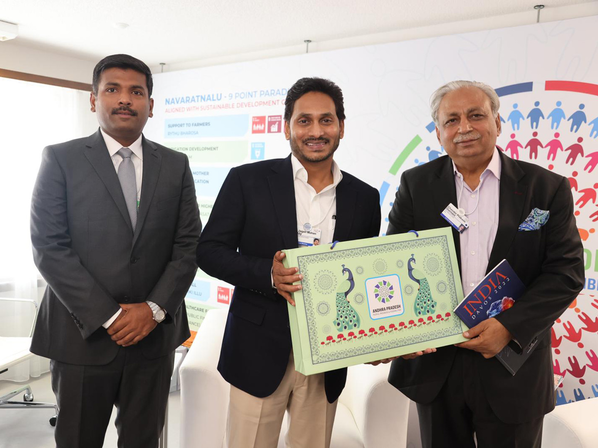 CM YS Jagan Davos Tour Photo Gallery - Sakshi14