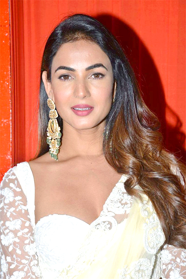 Sonal Chauhan New Pictures  - Sakshi19