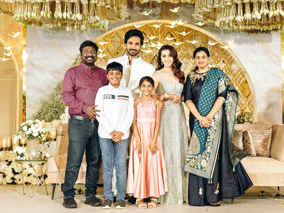 Aadhi Pinisetty And Nikki Galrani Wedding Reception photos - Sakshi16