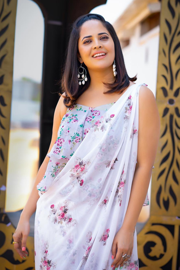 Anasuya Bharadwaj Latest Pictures Photo Gallery - Sakshi5