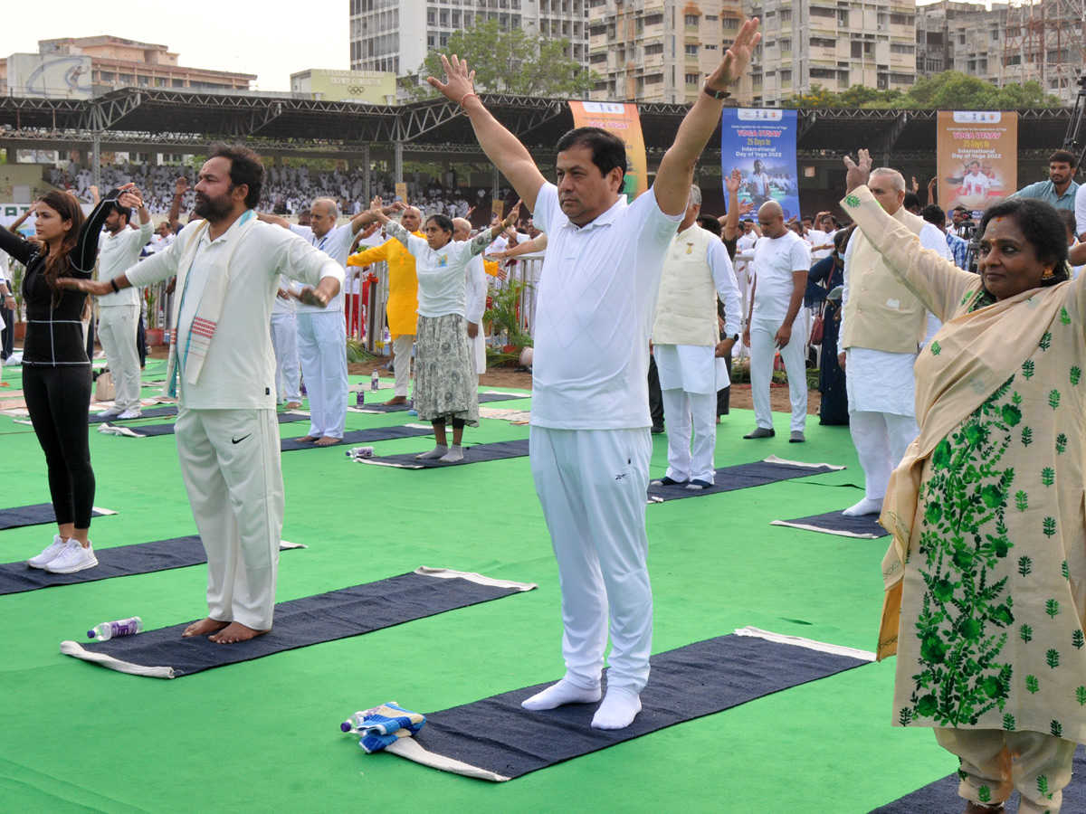 Thousands Participate In Yoga Utsav At Hyderabad LB Stadium Photo Gallery - Sakshi17