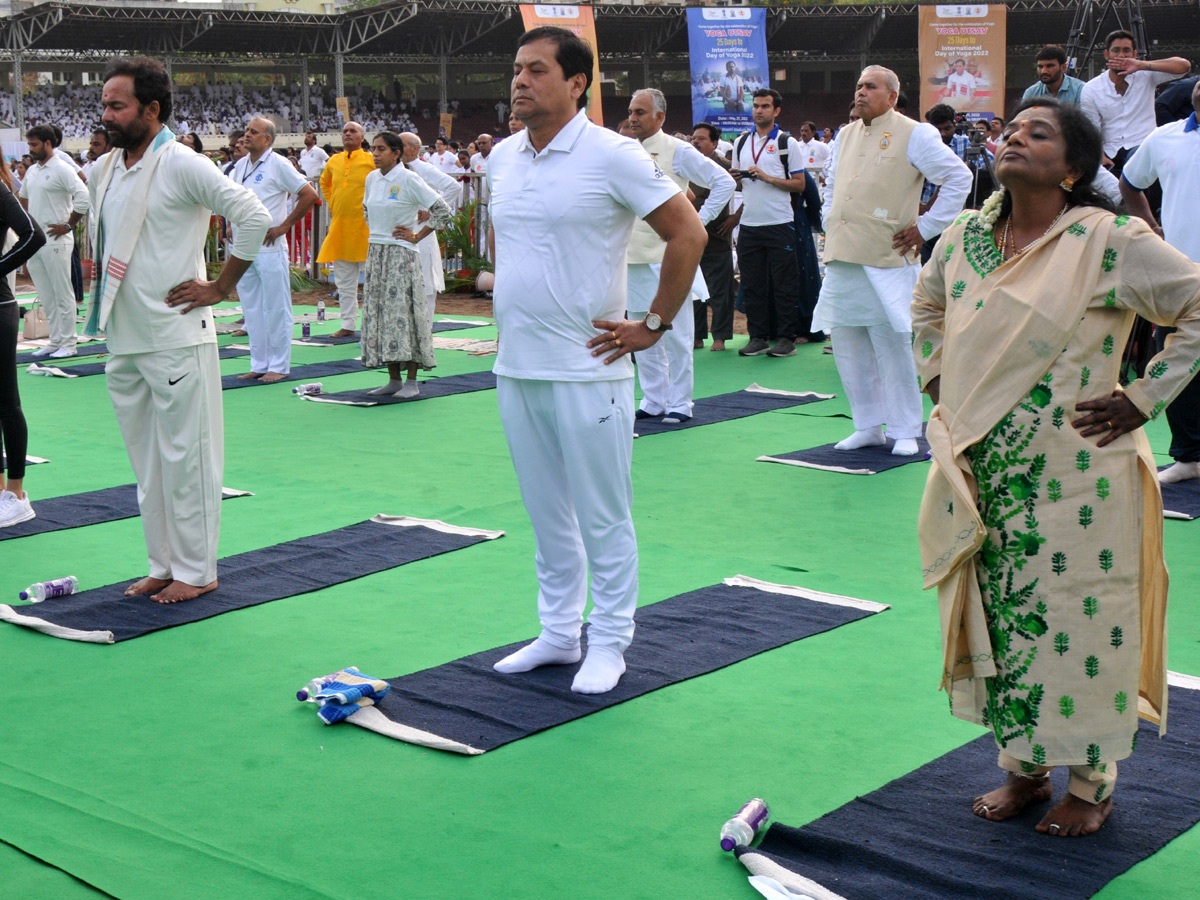 Thousands Participate In Yoga Utsav At Hyderabad LB Stadium Photo Gallery - Sakshi18