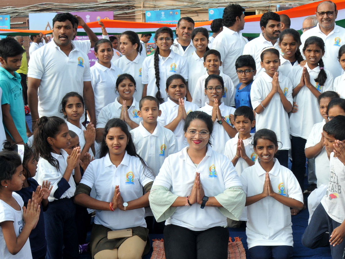 Thousands Participate In Yoga Utsav At Hyderabad LB Stadium Photo Gallery - Sakshi6