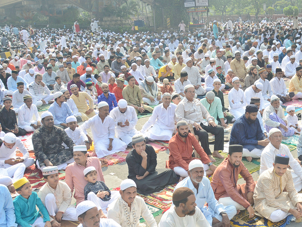 Ramadan Celebrations 2022 in Hyderabad Photo Gallery - Sakshi13