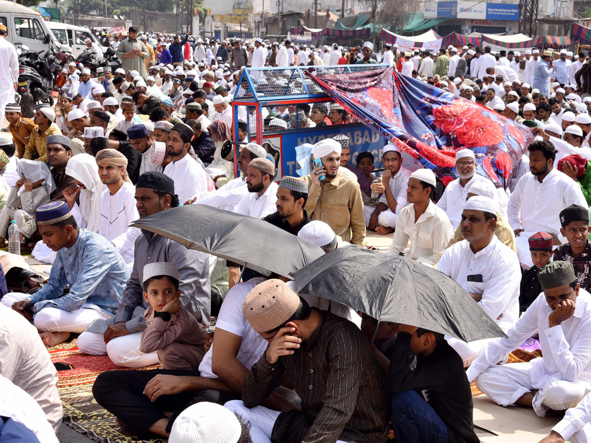 Ramadan Celebrations 2022 in Hyderabad Photo Gallery - Sakshi22