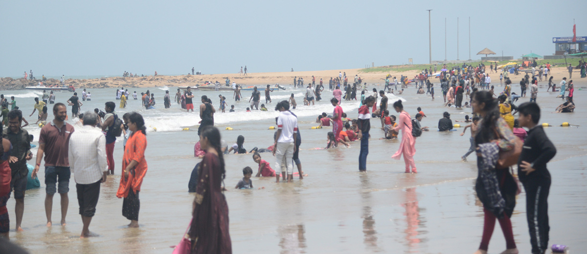 Visakhapatnam Bheemili Beach Photos - Sakshi11