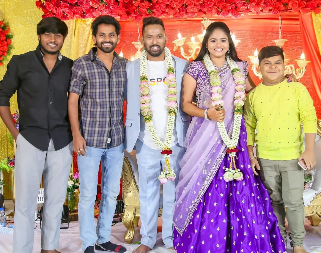 Jabardasth Kiraak Rp Engagement Photos   - Sakshi11