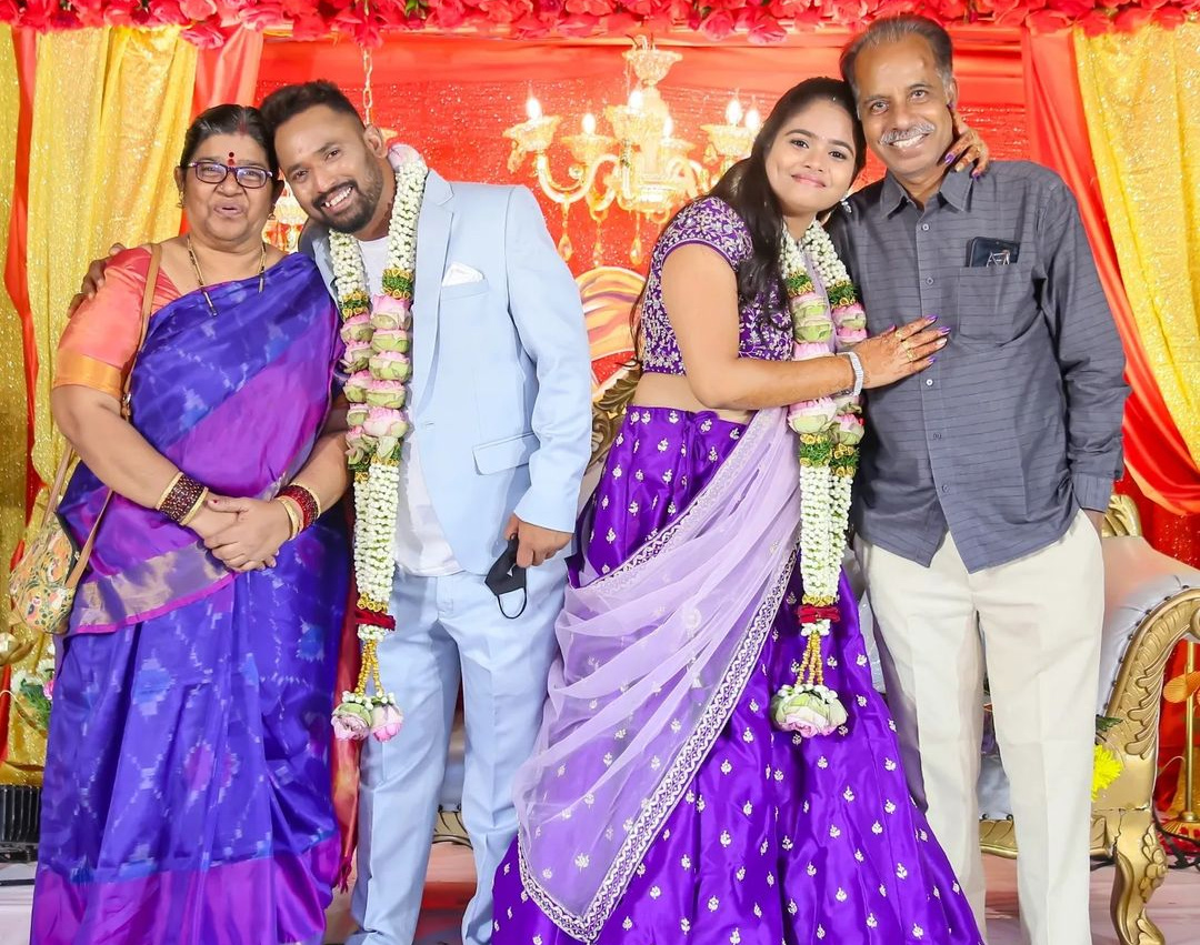 Jabardasth Kiraak Rp Engagement Photos   - Sakshi19