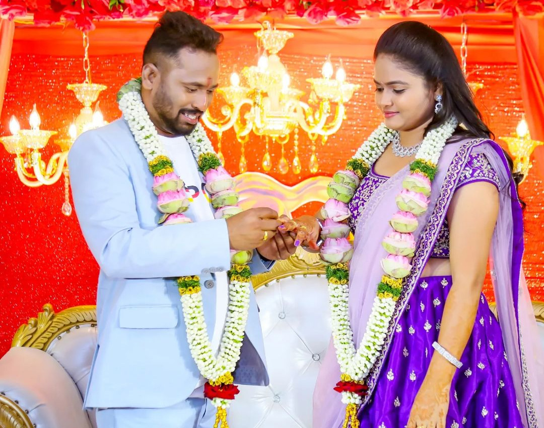 Jabardasth Kiraak Rp Engagement Photos   - Sakshi25