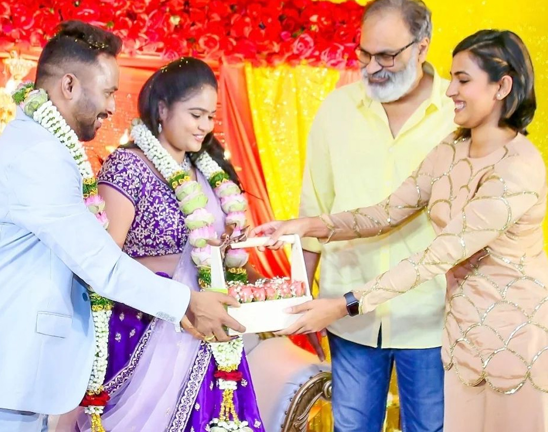 Jabardasth Kiraak Rp Engagement Photos   - Sakshi30