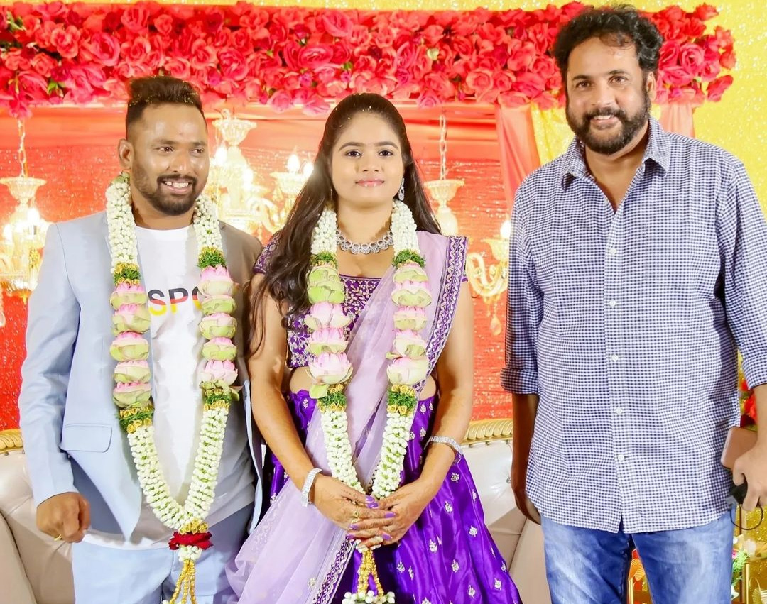 Jabardasth Kiraak Rp Engagement Photos   - Sakshi31