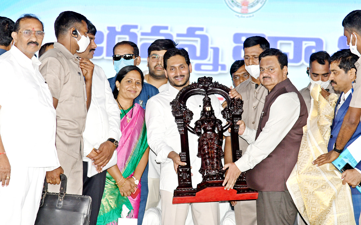 AP CM YS Jagan Tirupati Tour Photos - Sakshi27