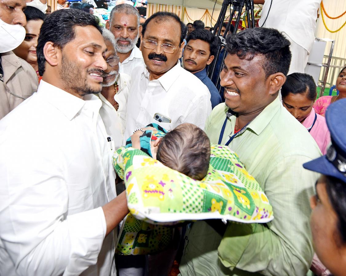 AP CM YS Jagan Tirupati Tour Photos - Sakshi33