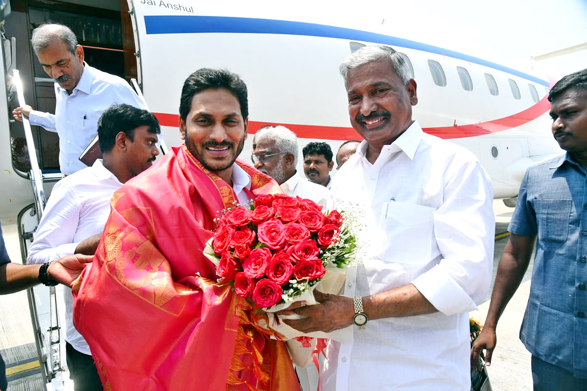 AP CM YS Jagan Tirupati Tour Photos - Sakshi6