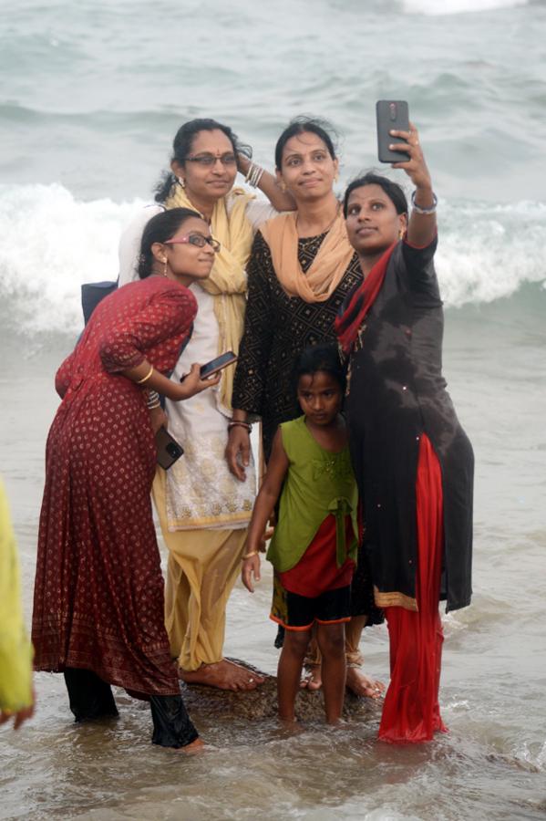 Tourists Rush at Rushikonda Beach Visakhapatnam  - Sakshi13