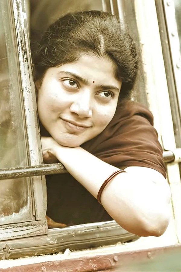 Happy Birthday Sai Pallavi HD Images - Sakshi2