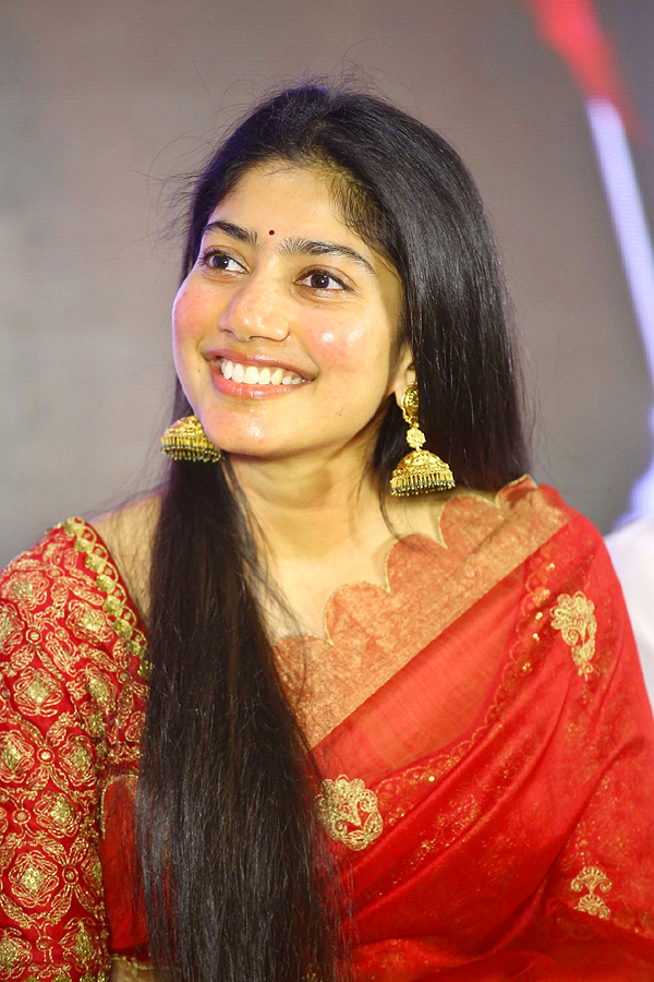 Happy Birthday Sai Pallavi HD Images - Sakshi3