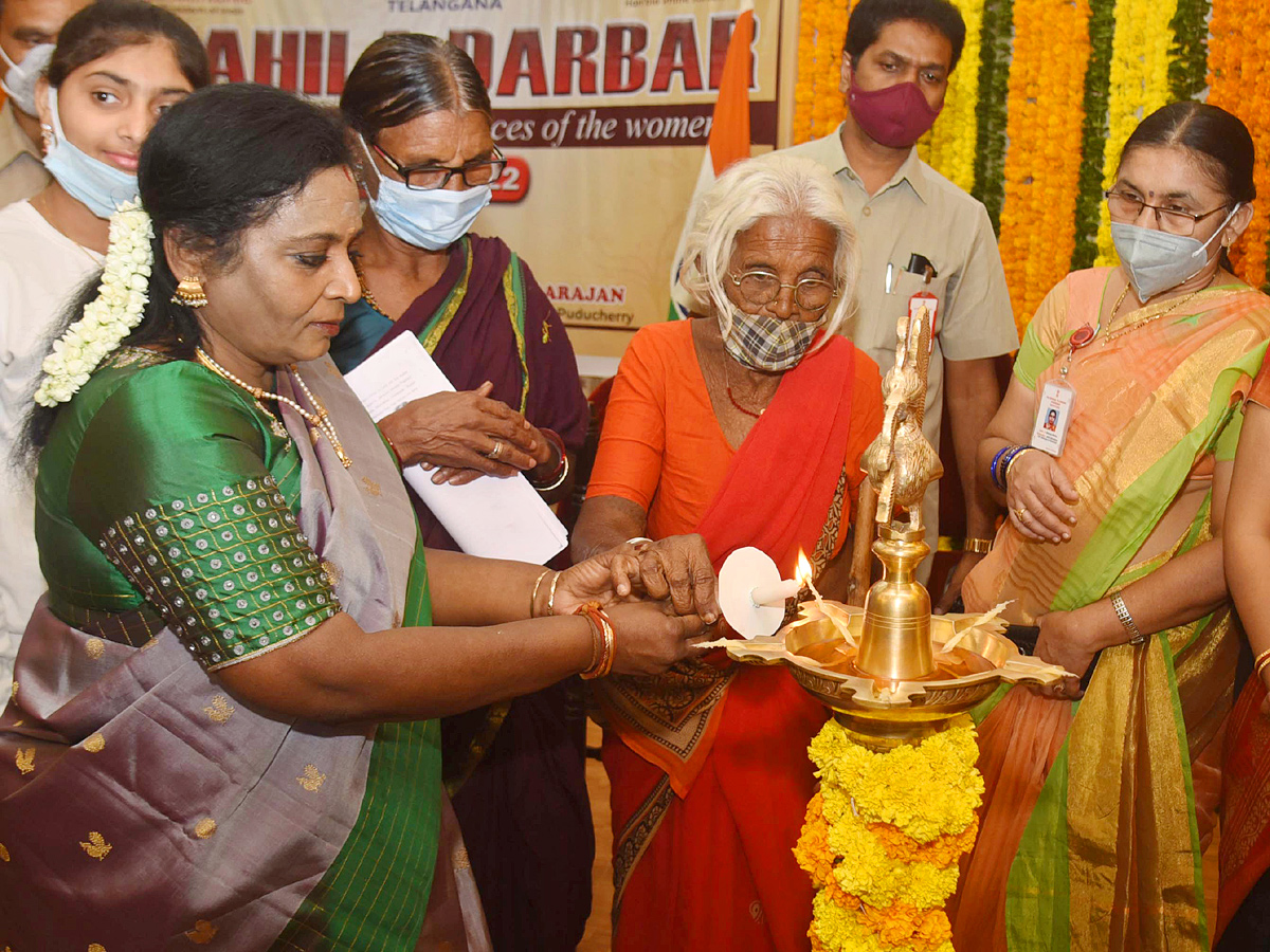 Mahila Darbar At Raj Bhavan PHoto Gallery - Sakshi14